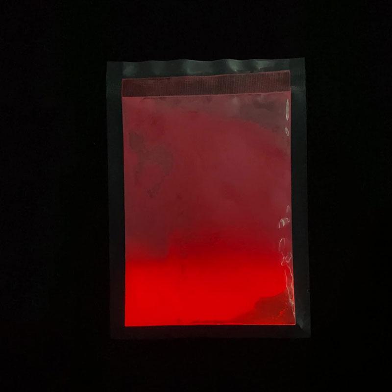 Красный светящийся в темноте пигментный порошок